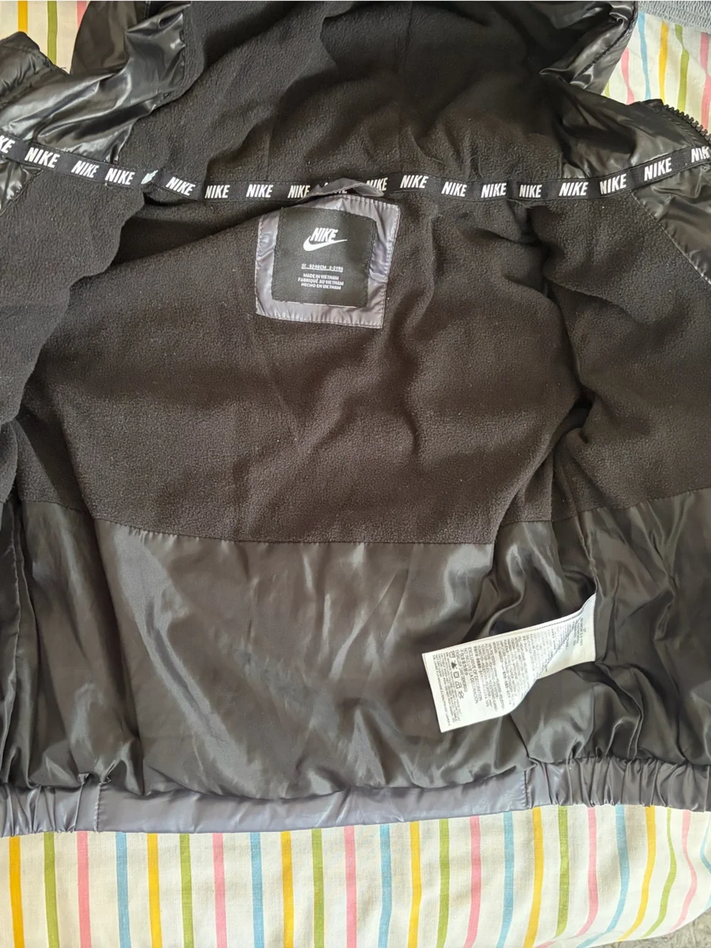 Nike shiny black
